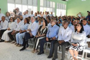 Presidente Abinader inaugura Centro Educativo León Romilio Rodríguez Ventura que beneficia a más 300 estudiantes, tras más de una década de espera en Carrera de Yeguas, Las Matas de Farfán