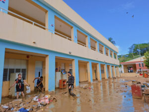 Infraestructura Escolar rehabilitará siete escuelas afectadas por inundaciones en Gaspar Hernández